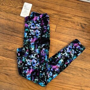 NWT Fabletics floral 7/8 leggings